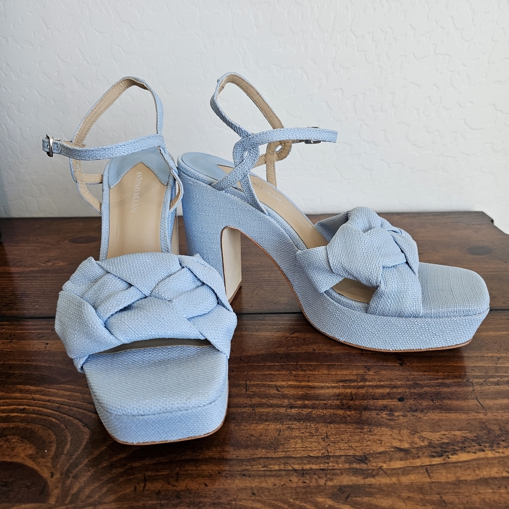 NWOB ANTONIO MELANI Sky Blue Linen Platform Sandals Heels Women's   Size 9.5
